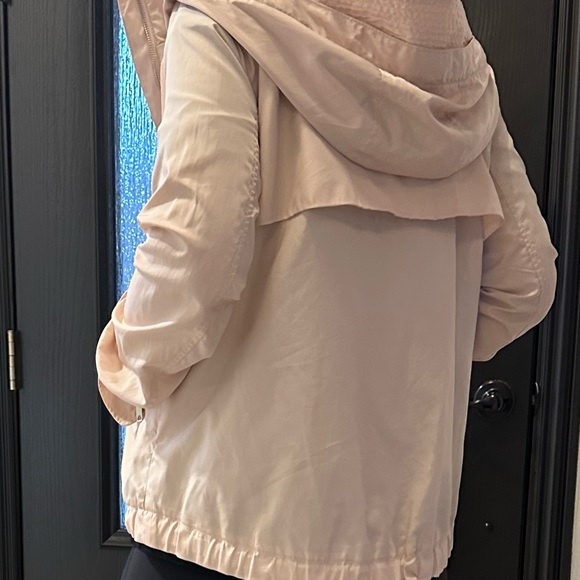 Zara Jacket - Picture 2 of 7